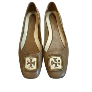 Tory Burch Georgia Square Toe Leather Flats with Logo Emblem size 8.5M
